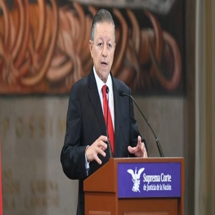 Arturo Zaldívar presenta su renuncia como ministro de la Suprema Corte