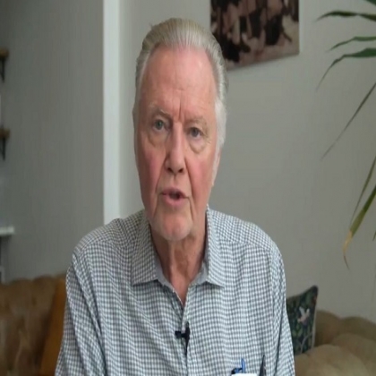 Jon Voight defiende a Trump en X: “La administración Biden es una mafia corrupta”