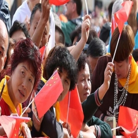 En China el Gobierno quiere suplantar la religión, alerta activista católico
