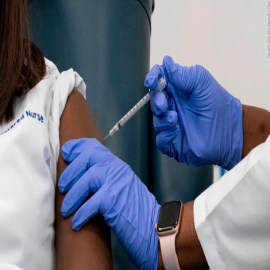 MURIERON en 2 semanas luego de recibir la vacuna contra el coronavirus 181 estadounidenses