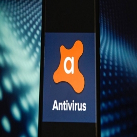 Este popular antivirus gratuito espía, recopila información y vende cada clic que hacen sus usuarios