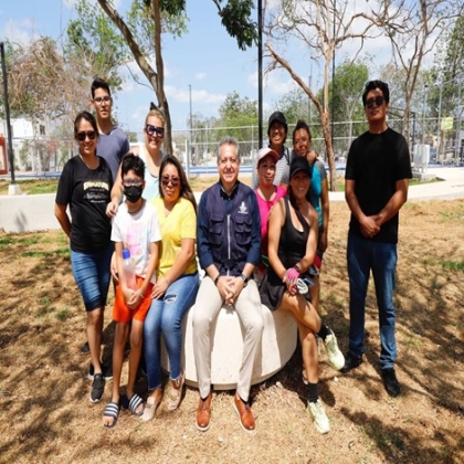 El Alcalde Alejandro Ruz Castro supervisa la rehabilitación del parque "Los Almendros II" ubicado en el fracc. Ciudad Caucel.