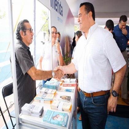 Renán Barrera abre espacios de capacitación laboral para fortalecer la economía del Municipio