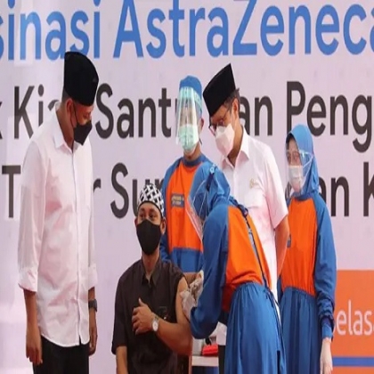 Tras la muerte de un joven de 22 años al día después de vacunarse, Indonesia detiene la distribución de 450.000 lotes de AstraZeneca