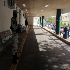 Cancún: Elementos de la Guardia Nacional resguardan hospitales del IMSS para evitar ataques