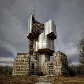 Reliquias del brutalismo arquitectónico de Yugoslavia encantan a las nuevas generaciones